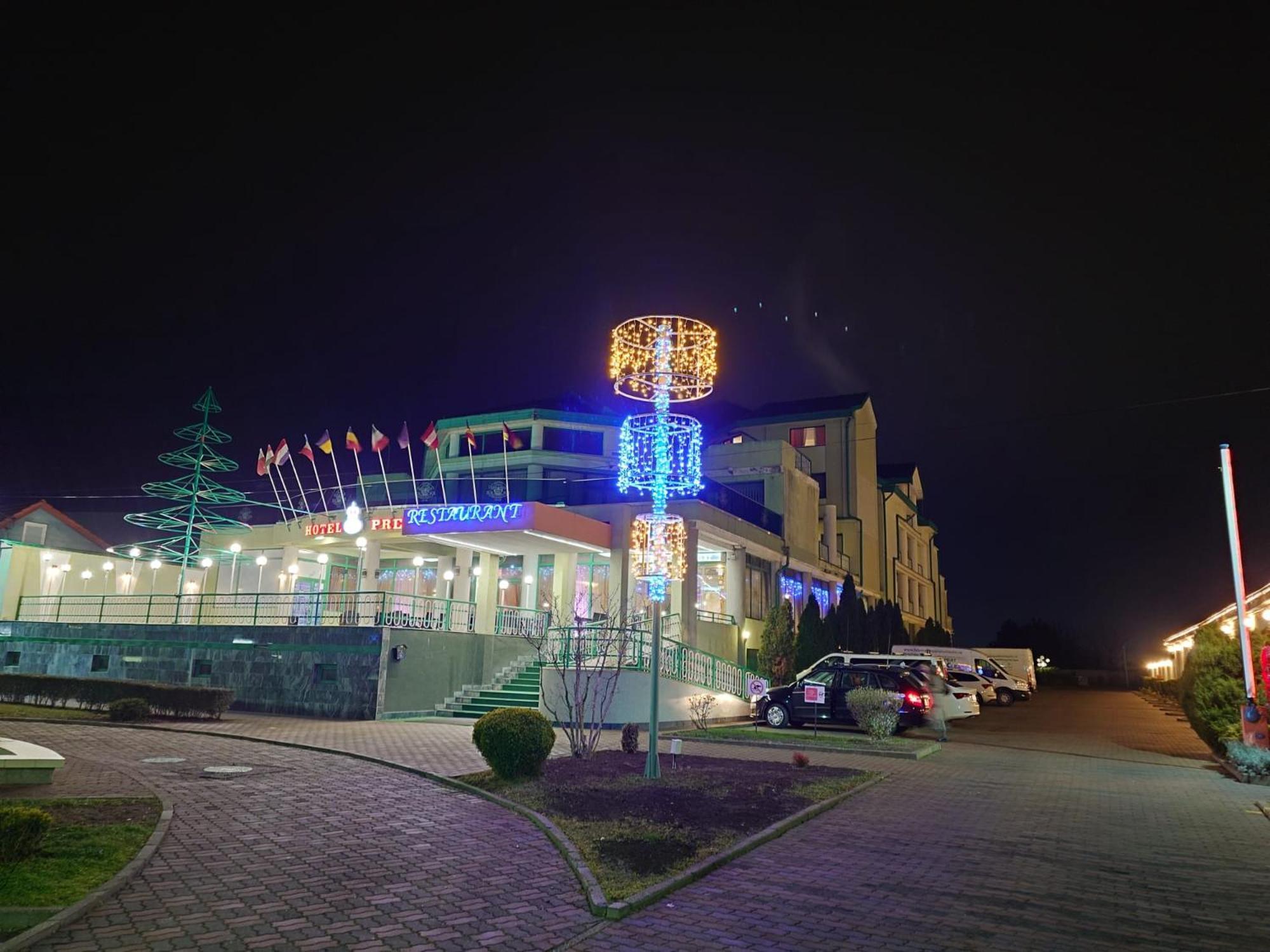 Hotel President Arad Exterior photo